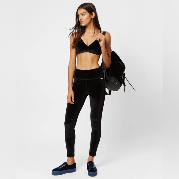 Sweaty Betty Opulence Velvet Leggings - Picture 2 of 16